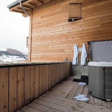 Chalet Les Grizzly